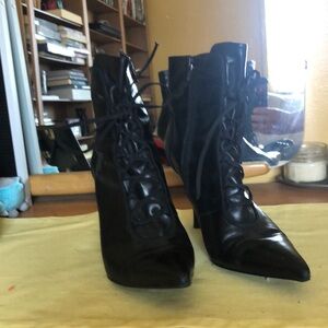 Nine West pointy toe witchy boots 4” heel